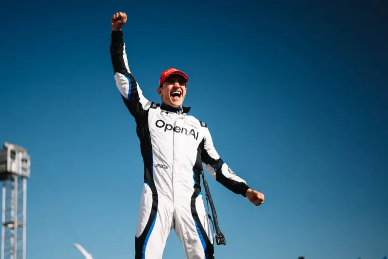 Alex Palou vence o GP de Long Beach; Caio Collet enfrenta domingo difícil